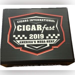Cigars International 2019 Cigarfest Wooden Box